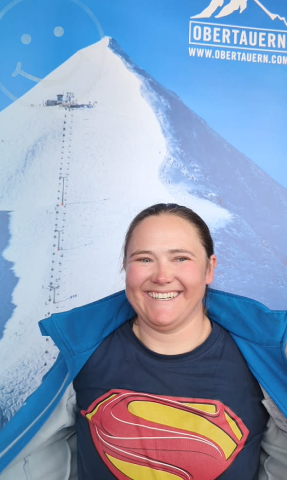 Klara ist ein Snow Hero, weil sie eine super Woman ist!