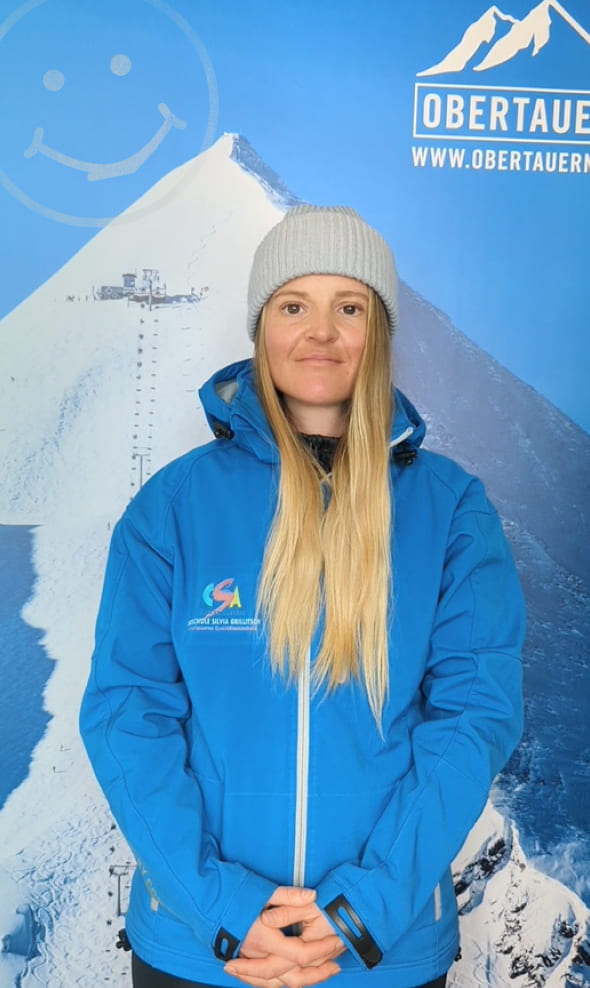 Snowboard Hero Pavel über die CSA Skischule